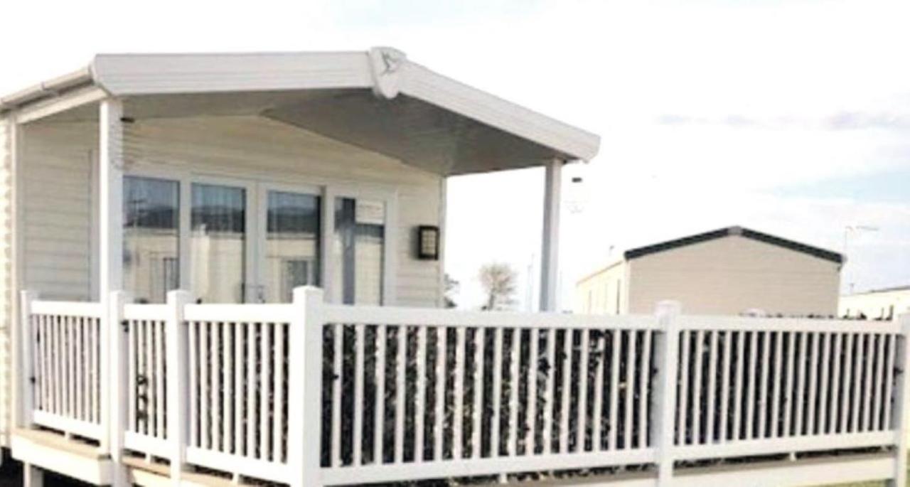 Beautiful Spacious Holiday Home - Romney Sands New Romney Exterior photo